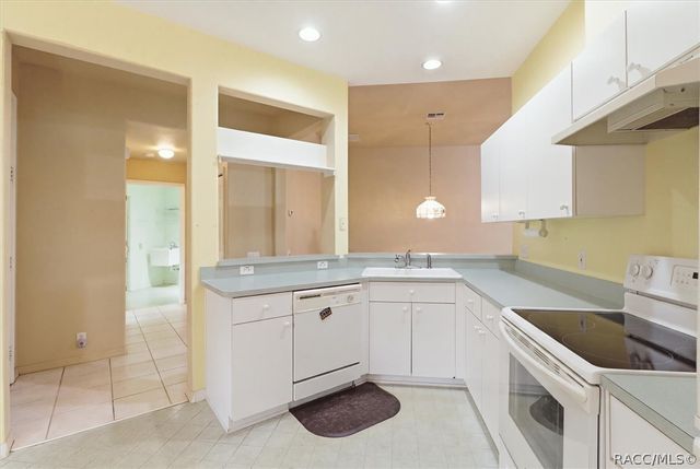 15042 Sterling Run, Spring Hill, FL 34609