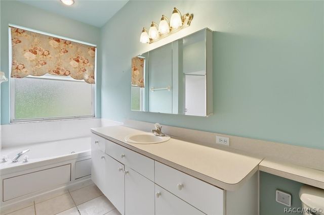 15042 Sterling Run, Spring Hill, FL 34609