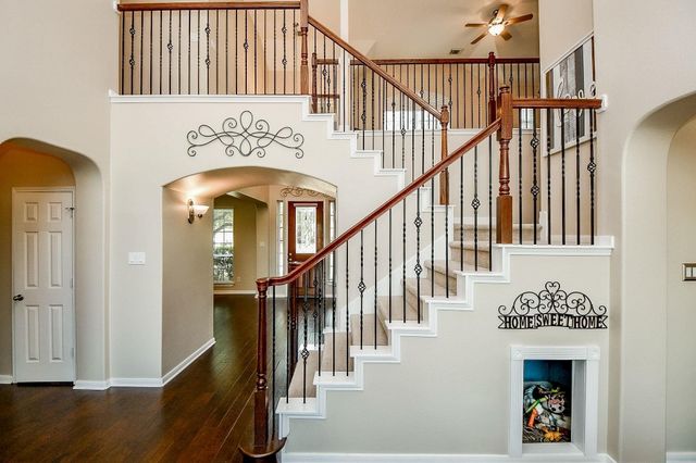 10407 Sandy Cypress Court, Cypress, TX 77433