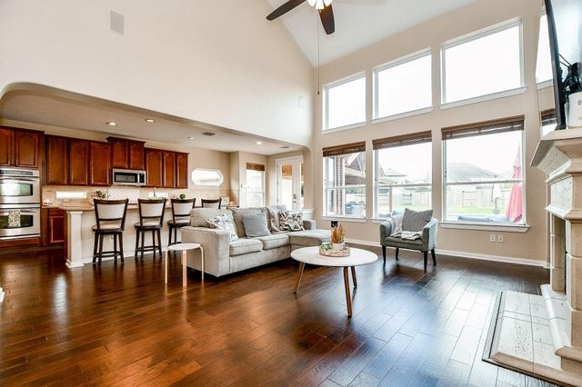 10407 Sandy Cypress Court, Cypress, TX 77433