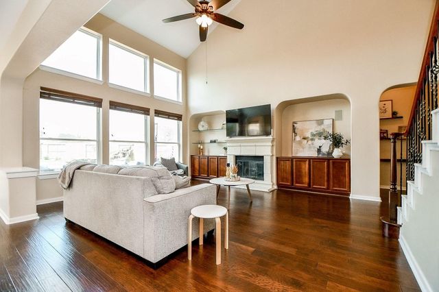 10407 Sandy Cypress Court, Cypress, TX 77433