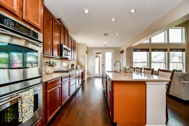 10407 Sandy Cypress Court, Cypress, TX 77433