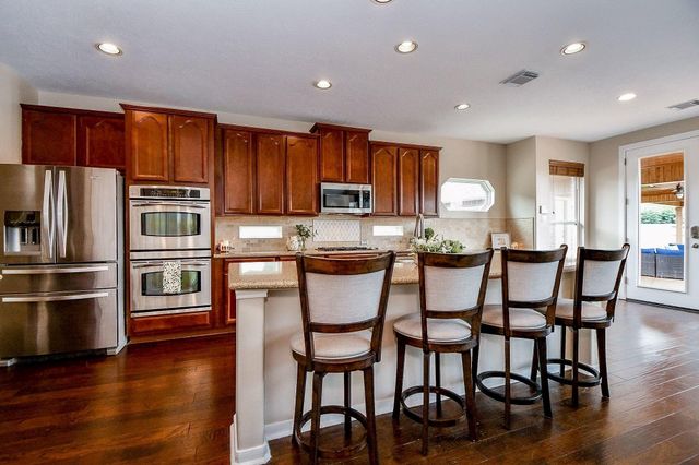 10407 Sandy Cypress Court, Cypress, TX 77433