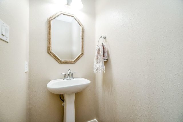 10407 Sandy Cypress Court, Cypress, TX 77433