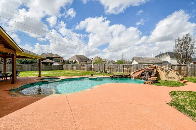 10407 Sandy Cypress Court, Cypress, TX 77433