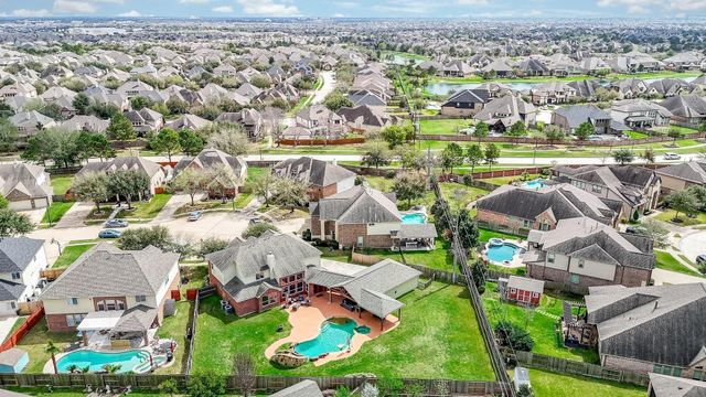 10407 Sandy Cypress Court, Cypress, TX 77433