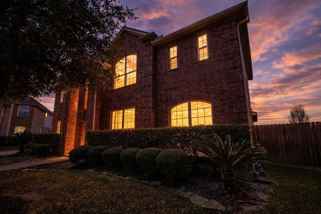 10407 Sandy Cypress Court, Cypress, TX 77433