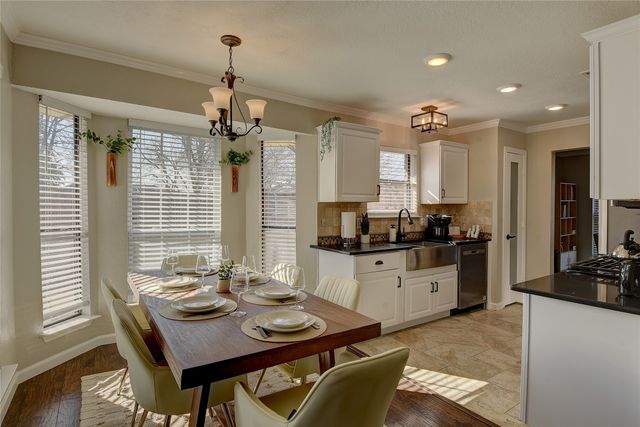 2306 Shadyoaks Lane, Rowlett, TX 75088