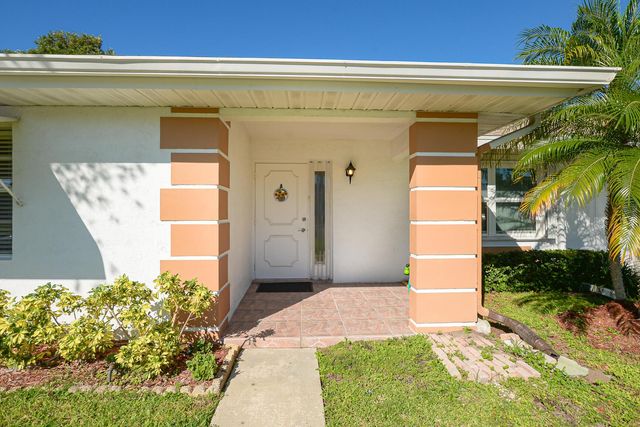 317 Colony Lane A, Fort Pierce, FL 34982