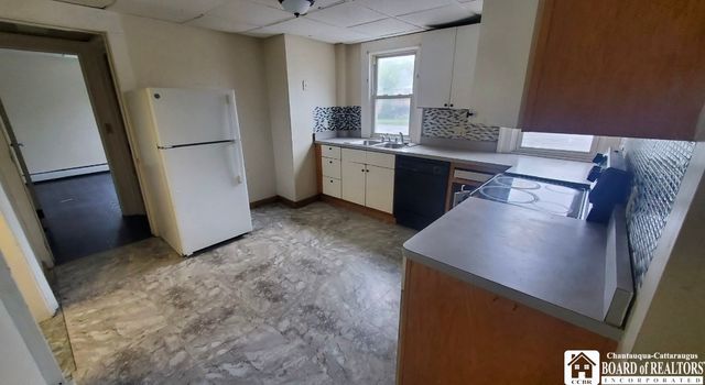 209 East 6th Street, Jamestown, NY 14701