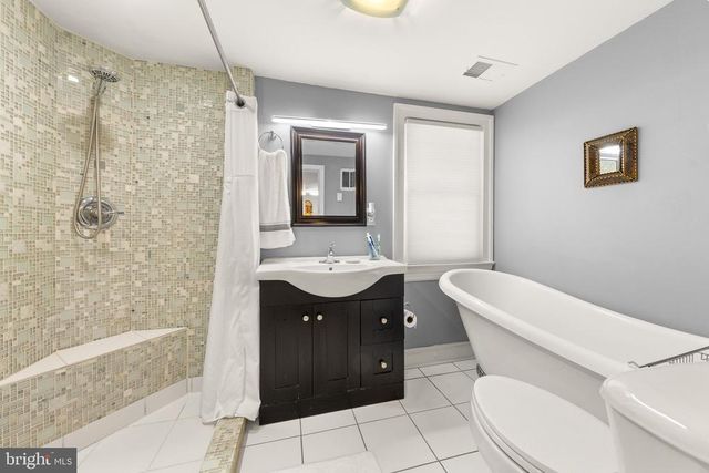 205 N MAIN ST, Madison, VA 22727