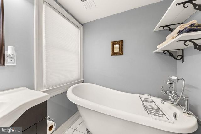 205 N MAIN ST, Madison, VA 22727