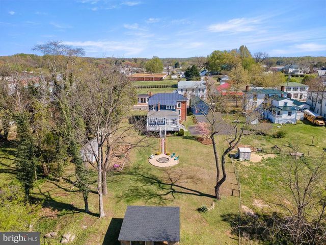 205 N MAIN ST, Madison, VA 22727