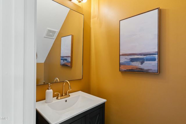 307 Kellyridge Drive, Apex, NC 27502