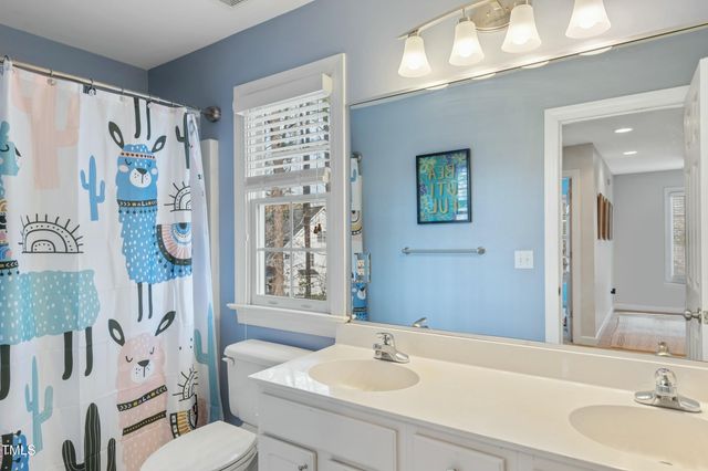 307 Kellyridge Drive, Apex, NC 27502