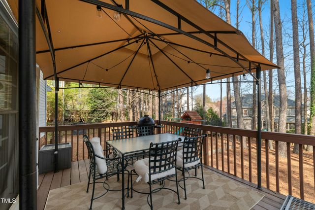 307 Kellyridge Drive, Apex, NC 27502