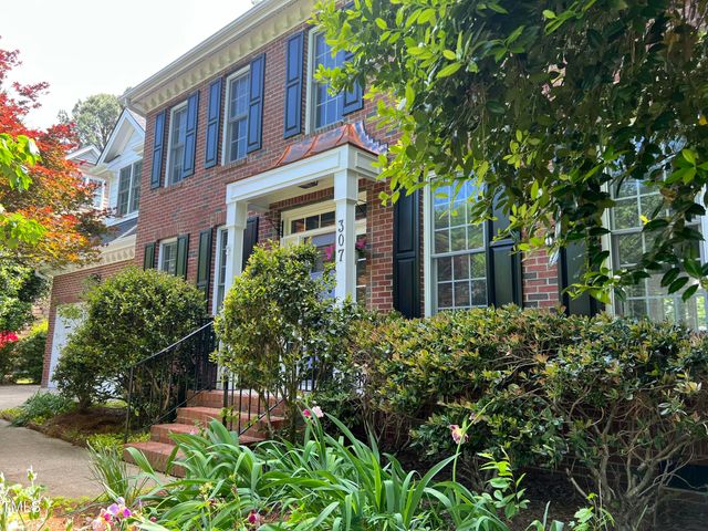 307 Kellyridge Drive, Apex, NC 27502