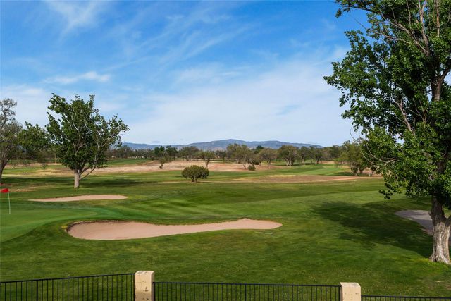 6474 Paseo Del Sol W, Santa Fe, NM 87507