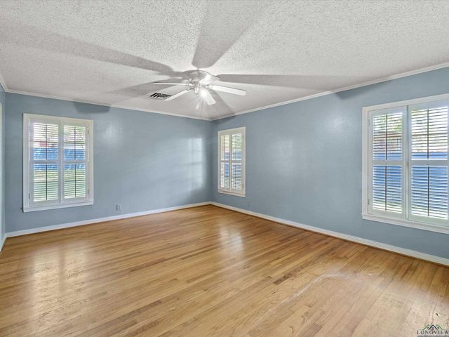 108 W 2ND STREET, Hughes Springs, TX 75656