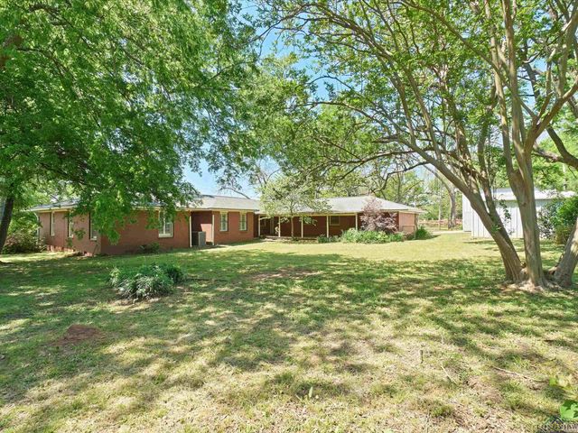 108 W 2ND STREET, Hughes Springs, TX 75656