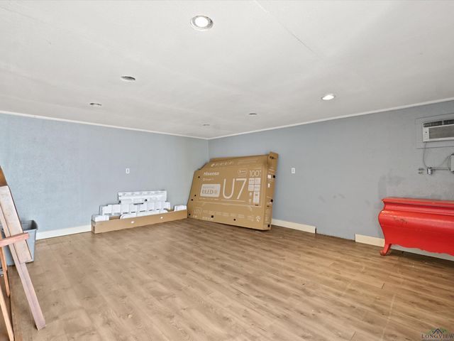 108 W 2ND STREET, Hughes Springs, TX 75656