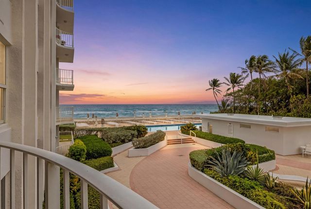 2295 S Ocean Boulevard 302, Palm Beach, FL 33480