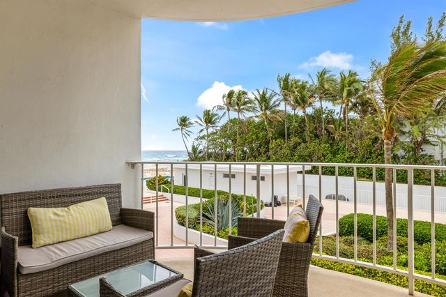 2295 S Ocean Boulevard 302, Palm Beach, FL 33480