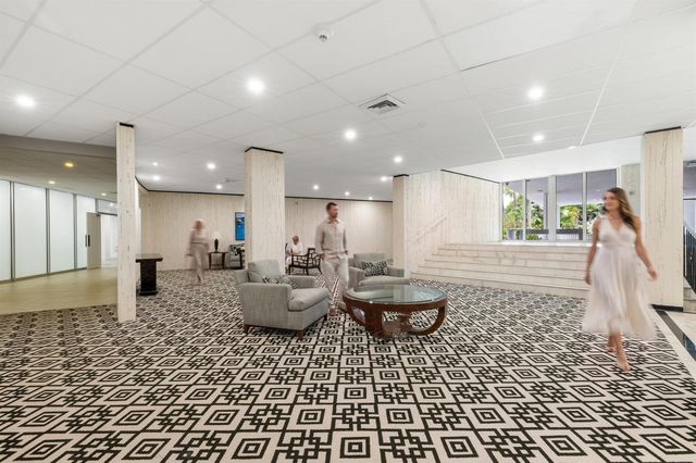 2295 S Ocean Boulevard 302, Palm Beach, FL 33480