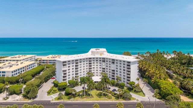 2295 S Ocean Boulevard 302, Palm Beach, FL 33480