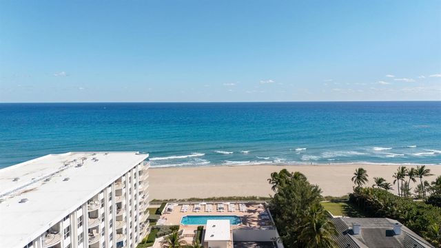 2295 S Ocean Boulevard 302, Palm Beach, FL 33480