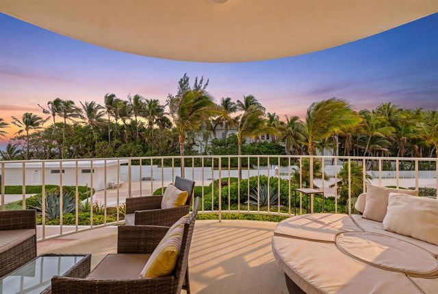 2295 S Ocean Boulevard 302, Palm Beach, FL 33480