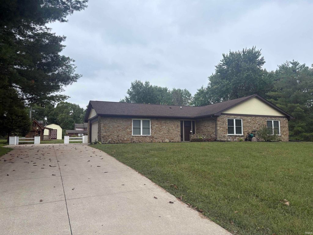 3760 N Collins Drive, Bloomington, IN 47404