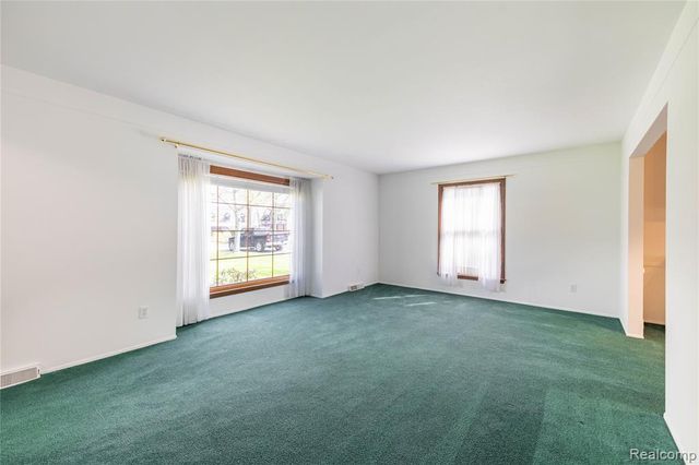 7611 Ferry Road, Grosse Ile, MI 48138