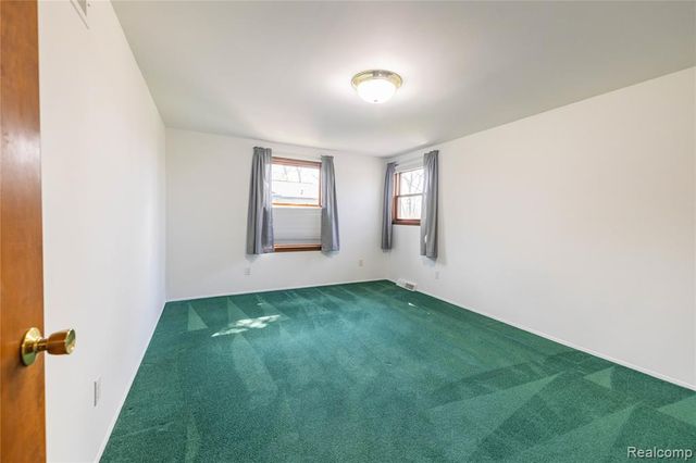 7611 Ferry Road, Grosse Ile, MI 48138