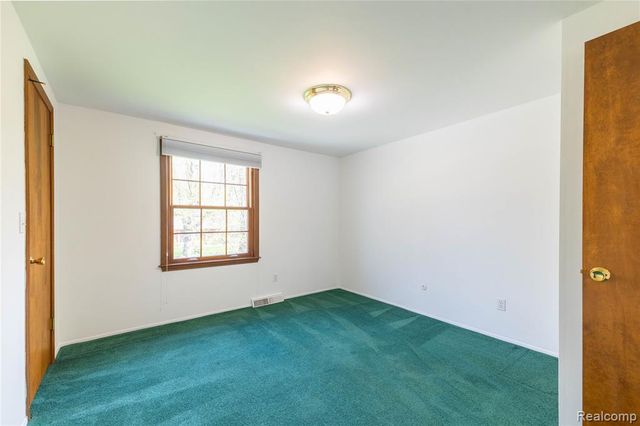 7611 Ferry Road, Grosse Ile, MI 48138