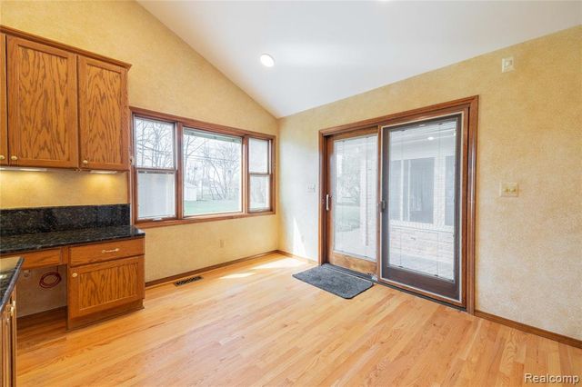 7611 Ferry Road, Grosse Ile, MI 48138