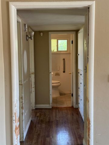 2019 Norris Drive E, Fresno, CA 93703
