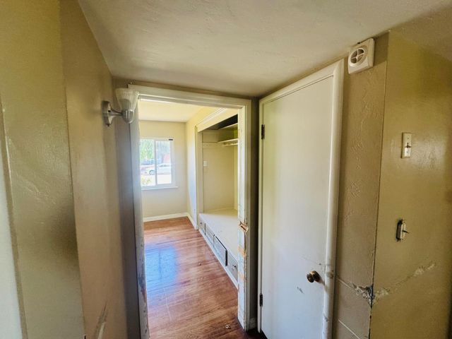 2019 Norris Drive E, Fresno, CA 93703