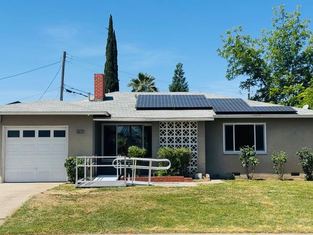 2019 Norris Drive E, Fresno, CA 93703