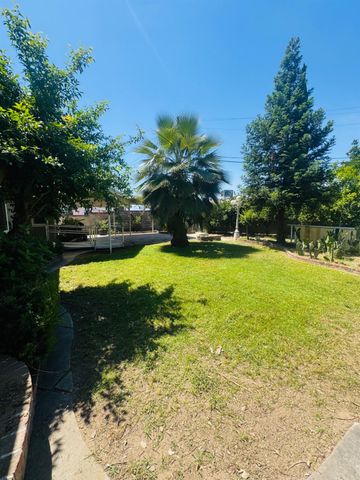 2019 Norris Drive E, Fresno, CA 93703