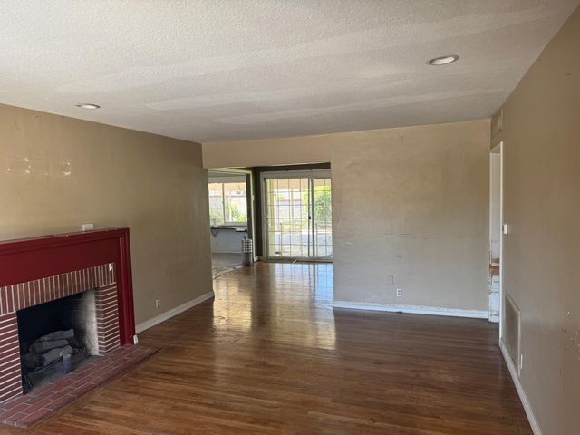 2019 Norris Drive E, Fresno, CA 93703