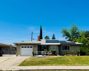2019 Norris Drive E, Fresno, CA 93703