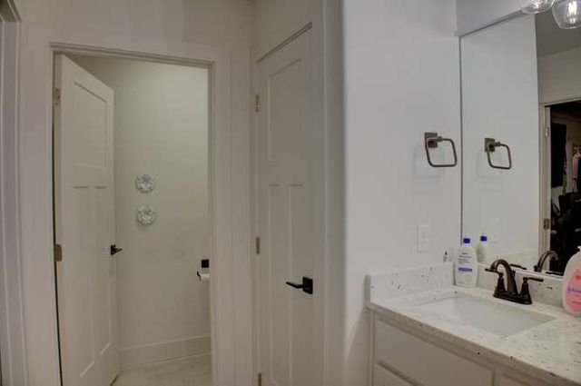 2420 W King Lane, Claremore, OK 74019