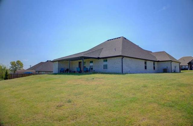 2420 W King Lane, Claremore, OK 74019