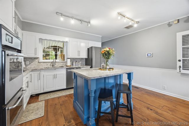 1804 S Delaware Avenue, Tulsa, OK 74104