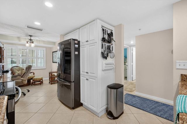 4 OCEANS WEST BOULEVARD 207A, Daytona Beach, FL 32118