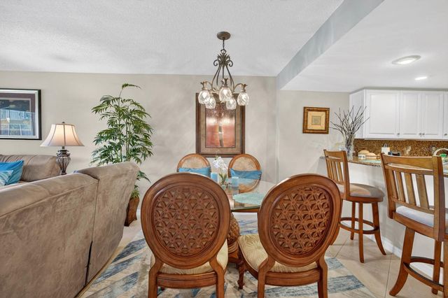 4 OCEANS WEST BOULEVARD 207A, Daytona Beach, FL 32118