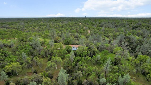 17235 View Drive, Cottonwood, CA 96022