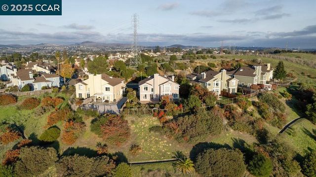 81 Del Sur St, Vallejo, CA 94591