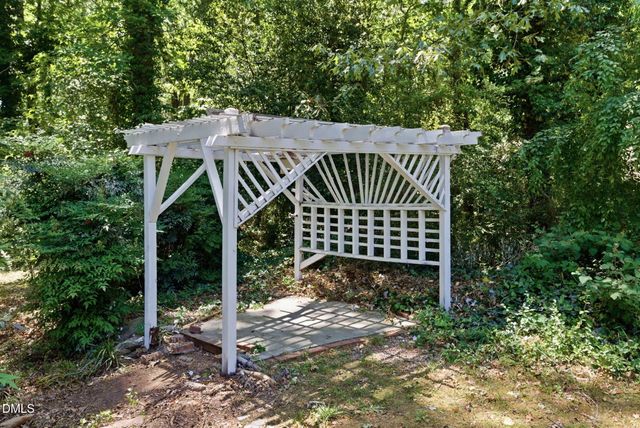 5617 Partridge Lane, Raleigh, NC 27609